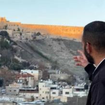 مقدسي يُخلي منزله قسرا في صور باهر تمهيدا لهدمه ذاتيا
