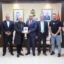 الدكتور حمايل يستقبل الشاعر الروسي فاديم تيريوخن المنسق العام لرابطة اتحادات كتاب البريكس