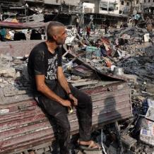 قروض بلا أصول: كيف يُطالَب أهل غزة بسداد ما دُمّر؟