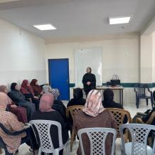 جمعية المرأة العاملة تنظم جلسة تعريفية في المعصرة جنوب غرب بيت لحم حول تشكيل مجالس الظل