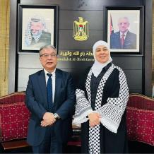 غنام تبحث آخر المستجدات السياسية مع السفير الياباني 