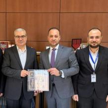الشركة الفلسطينية لخدمات الدفع تهنئ الدكتور فراس ملحم وتبحث آفاق التعاون في مجالات الدفع الإلكتروني والتحول الرقمي
