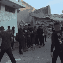شهيد ومصابون في قصف مسيرة للاحتلال استهدف تجمعاً للأهالي بحي الزيتون