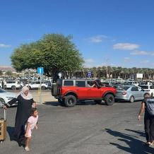 أزمة المعابر مع الأردن تحرم المسافرين عطلة العيد وتكبدهم خسائر