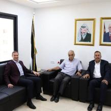 بموجب مرسوم رئاسي.. المهندس بدر أبو زهرة يستلم مهامه رئيساً لمجلس إدارة "تنظيم قطاع الكهرباء"