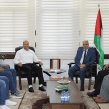 برهم يلتقي وفداً من جمعية قفين الخيرية لبحث مبادرة التعليم المساند