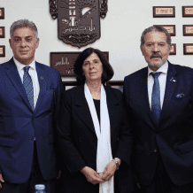 ممثل الرئيس الخاص ومحافظ سلطة النقد يؤكدان دعمهما لبلدية نابلس