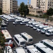 خاص | شركات الباصات تشكو تراجع الحركة وتطالب بحل جذري لأزمة المواقف