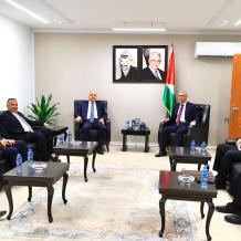 الوزير أيمن قنديل يبحث مع رؤساء بلديات رام الله والبيرة وبيتونيا سبل معالجة التحديات التي تواجه عمل الهيئات المحلية