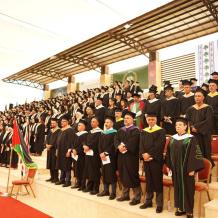 بالصور | جامعة بيرزيت تبدأ مراسم تخريج الفوج الحادي والخمسين من طلبتها