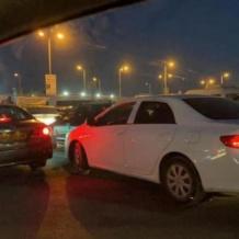 الاحتلال يحتجز مئات المركبات على حاجز بيت إكسا