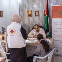 "بيت مال القدس" تنفذ حملات طبية مجانية لتعزيز الكشف المبكر عن سرطان الثدي