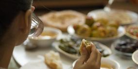 الأطعمة التي تؤثر على مزاجك خلال رمضان