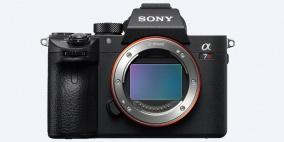 سوني تعلن عن كاميرا a7R III مع أسرع ضبط تلقائي للصورة