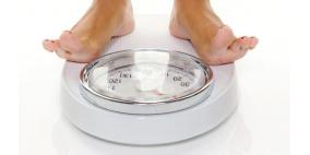  الأسباب التي تؤدي إلى كسب الوزن خلال رمضان