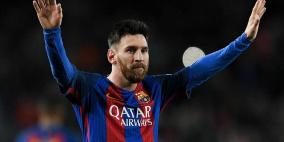 ميسي يطالب بضم نجم إنجليزي