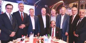 جمعية عطاء فلسطين الخيرية تقيم حفل عشاء خيري احتفالا ً بمرور 15 عاما ً على تأسيسها