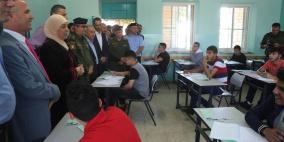  غنام تتفقد قاعات  امتحان التوجيهي في مدرسة ذكور  رام الله الثانوية