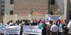 العاملون في الجامعات والكليات الحكومية يلوحون بالتصعيد