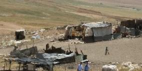 الاحتلال يخطر نحو 30 عائلة بالرحيل عن مساكنها في الأغوار