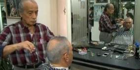 أشهر حلاق في مصر.. زبائنه الرؤساء ورموز الثقافة والفن