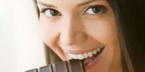 تناول الشيكولاته يومياً يقلل فرص إصابتك بـ"القلب والسكتة الدماغية"