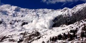بالفيديو.. انهيار ثلجي ضخم شمال إيطاليا يهاجم بيوتاً مأهولة على منحدر جبلي