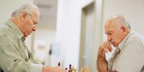 الجلوس الزائد يسبب الإعاقة لمن هم أكبر من 60 عاماً