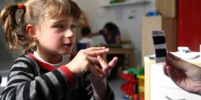 هل تحدث الإصابة بالتوحد قبل الولادة؟