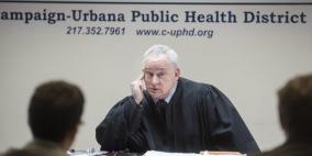 قاض أميركي يأمر بعزل مريض بالسل في منزله