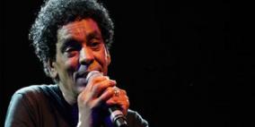 بعد زواجه بساعات .. محمد منير "خائن" ومعجبة تهدد بالانتحار