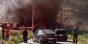 احتراق حافلة تقل ركابا شمال رام الله