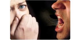 استشاري أسنان: تراكم الجير يؤدي لرائحة الفم الكريهة