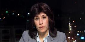 الاحتلال يقرر إبعاد خالدة جرار إلى أريحا