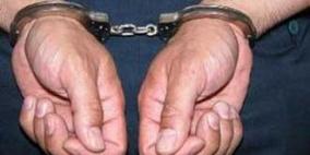 القبض على شخصين بتهمة المتاجرة بالشيكات المسروقة في طولكرم