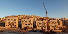 إخلاء معسكرين لجيش الاحتلال لبناء أحياء استيطانية جديدة