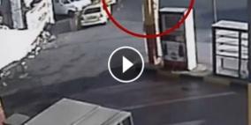 بالفيديو : كيف اعدم ضابط اسرائيلي شابا شمال القدس