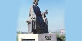 بغداد تعيد الحياة لتمثال شاعرها العباسي "أبو نواس"