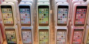 أبل تحيل "آيفون 5 سي" إلى التقاعد