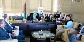 جراد يطلع محافظ رام الله على إنجازات اتحاد التايكواندو