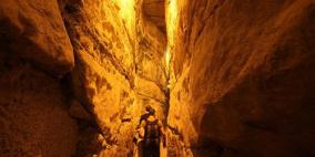 الكشف عن حفريات سرية تحت المسجد الاقصى