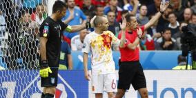 إنييستا يلمح إلى اتباع ميسي والاعتزال دولياً