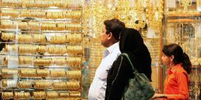 الذهب يعاود الارتفاع بعد انخفاض