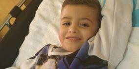 العلاج لم ينته بعد.. الطفل احمد دوابشة يغادر المشفى