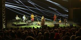 في ثاني أيام مهرجان فلسطين... الأرض واللجوء والصداقات في أنغام "طرب باند"