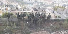 اعتقال اسيرين محررين من مخيم العروب بالخليل