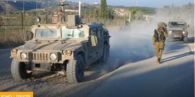 الاحتلال يغلق قرية عزون بادعاء البحث عن منفذ عملية اطلاق نار