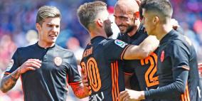 الخفافيش يعبرون محطة غرناطة في "الليغا"