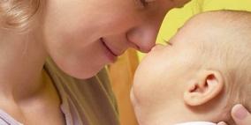 علماء أمريكيون يكتشفون بروتين يحمى من مرض "الإيدز" فى حليب الأم