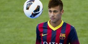 نيمار يعلق على شائعات رحيله عن برشلونة